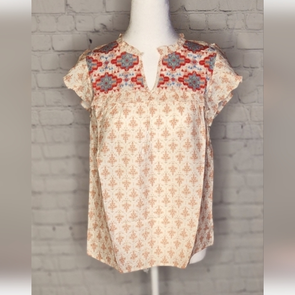 LIGHT PEACH FLORAL & AZTEC EMBROIDERED RUFFLE TOP